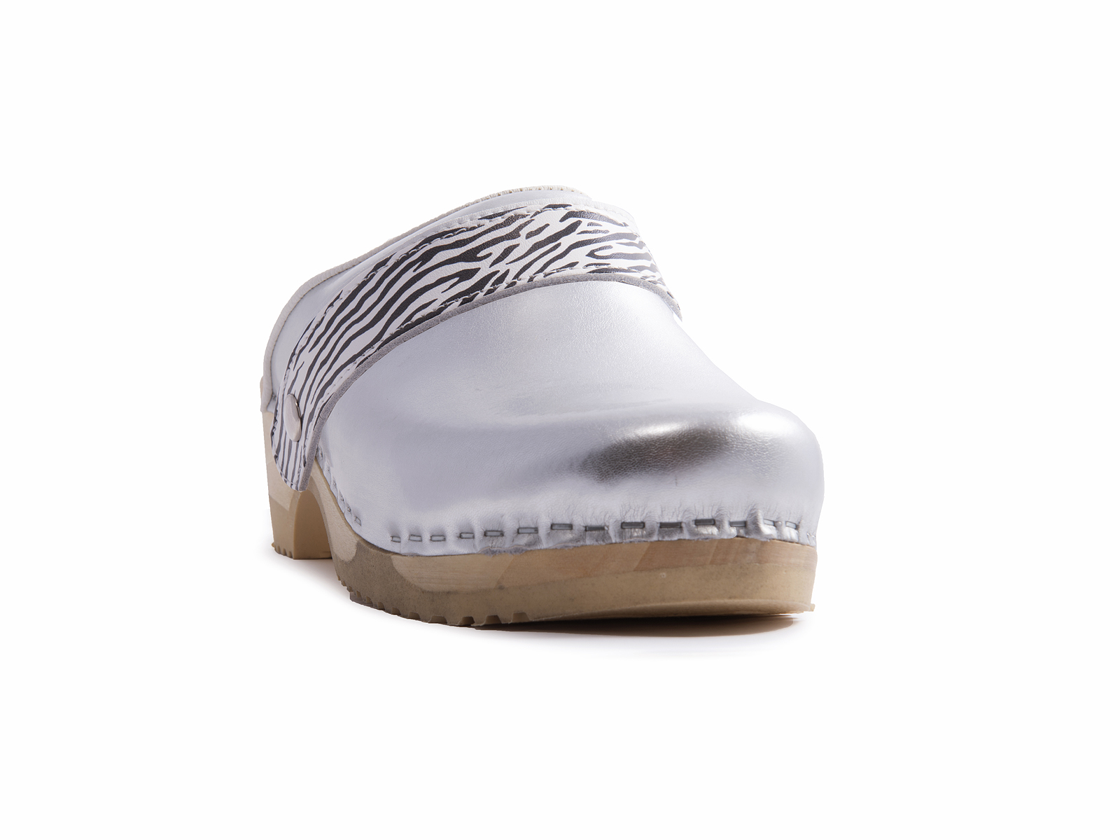 CLCKSIL-CSZEB-WHT-Tjoelup-b