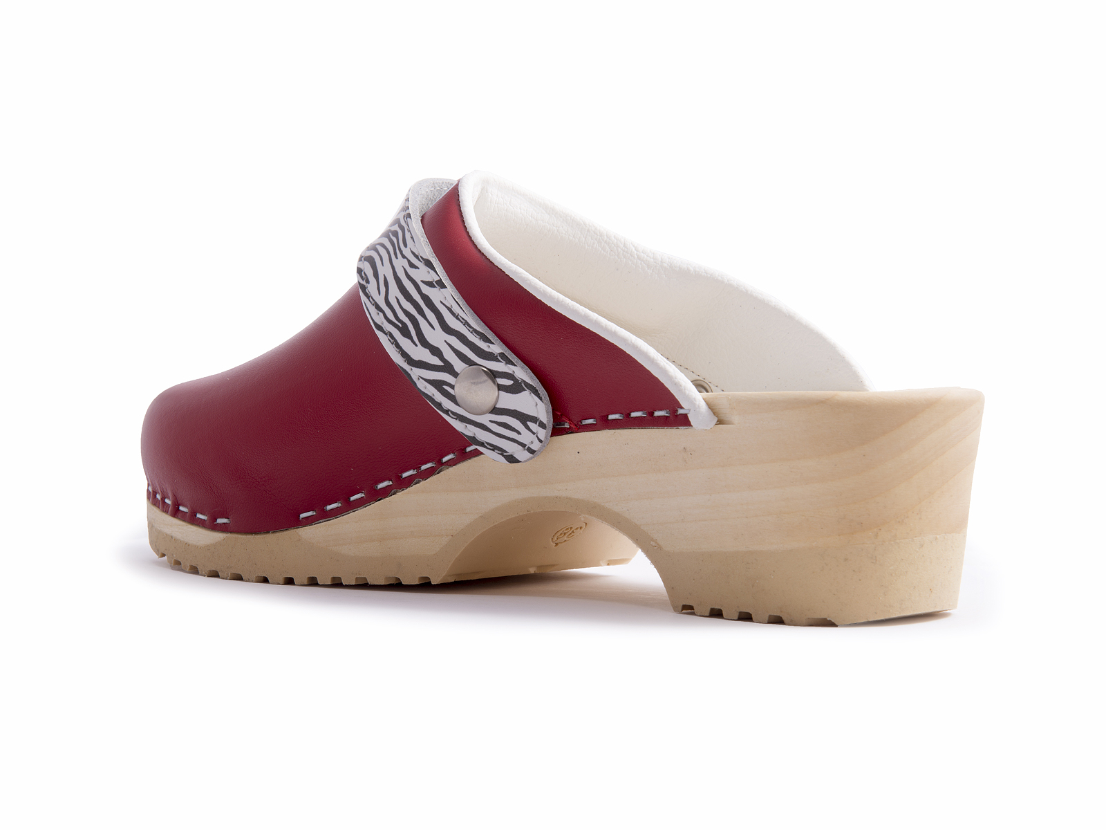 CLCKRED-CSZEB-WHT-Tjoelup-c